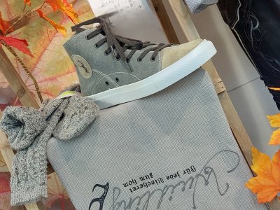 Trachten-Turnschuh